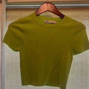 ZARA CROPPED KNIT BRIGHT GREEN TOP